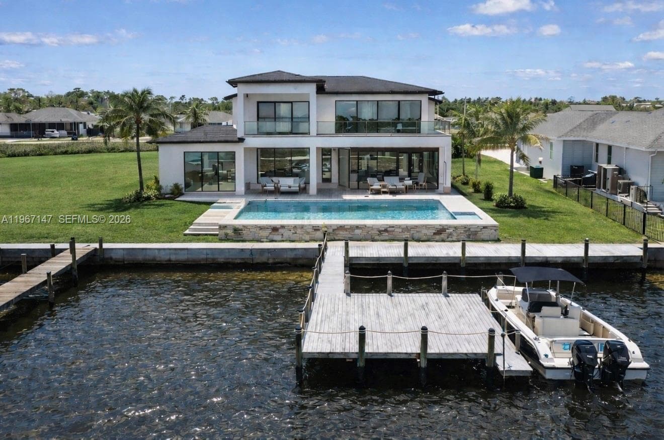 4323 NW 39th St, Cape Coral, FL 33993 — zdjęcie 2