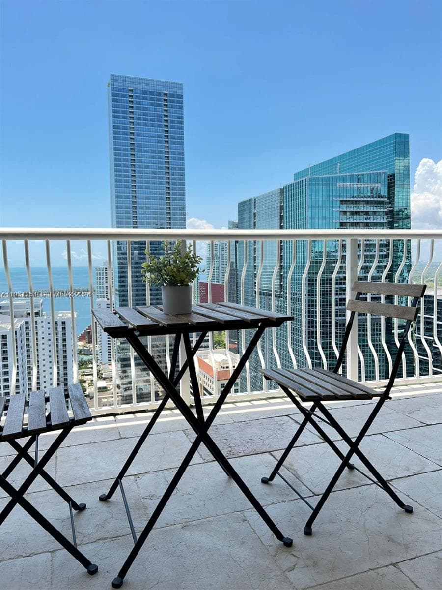 1200 Brickell Bay Dr # 4217, Miami, FL 33131