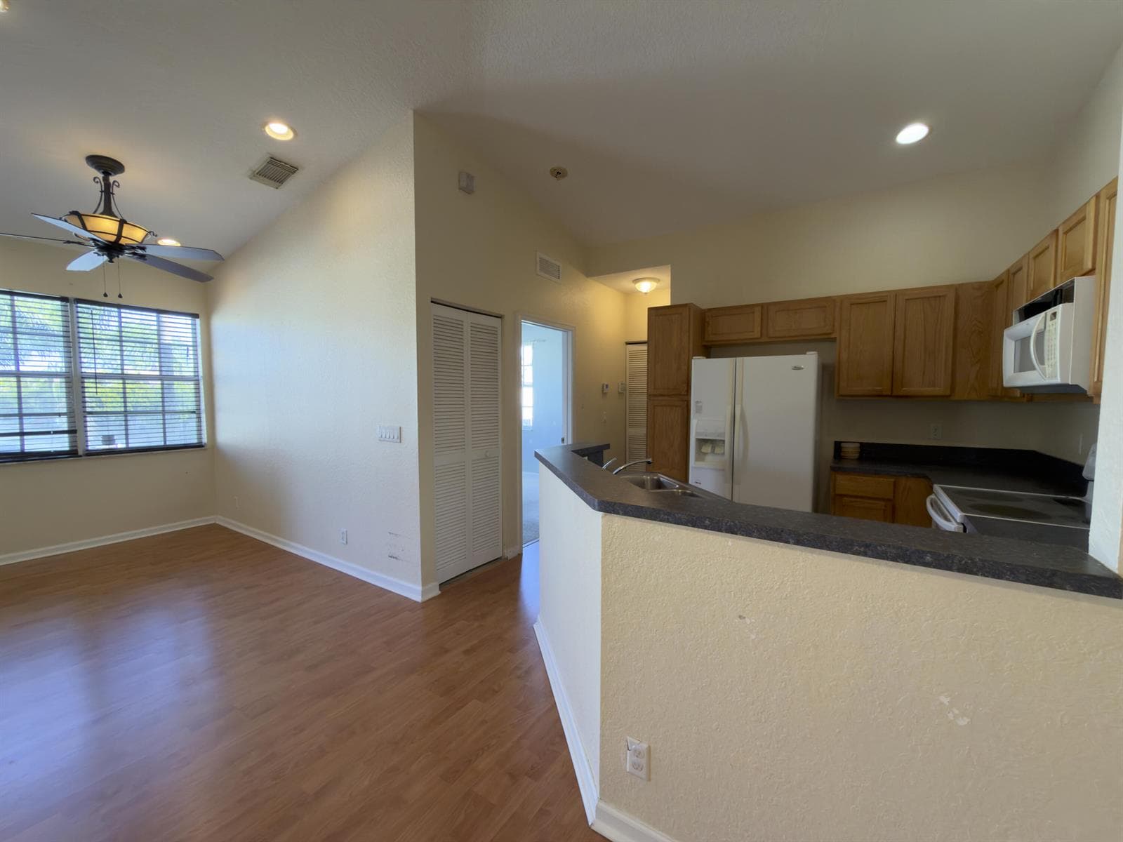 1712 Carvelle Drive, Riviera Beach, FL 33404 — zdjęcie 3