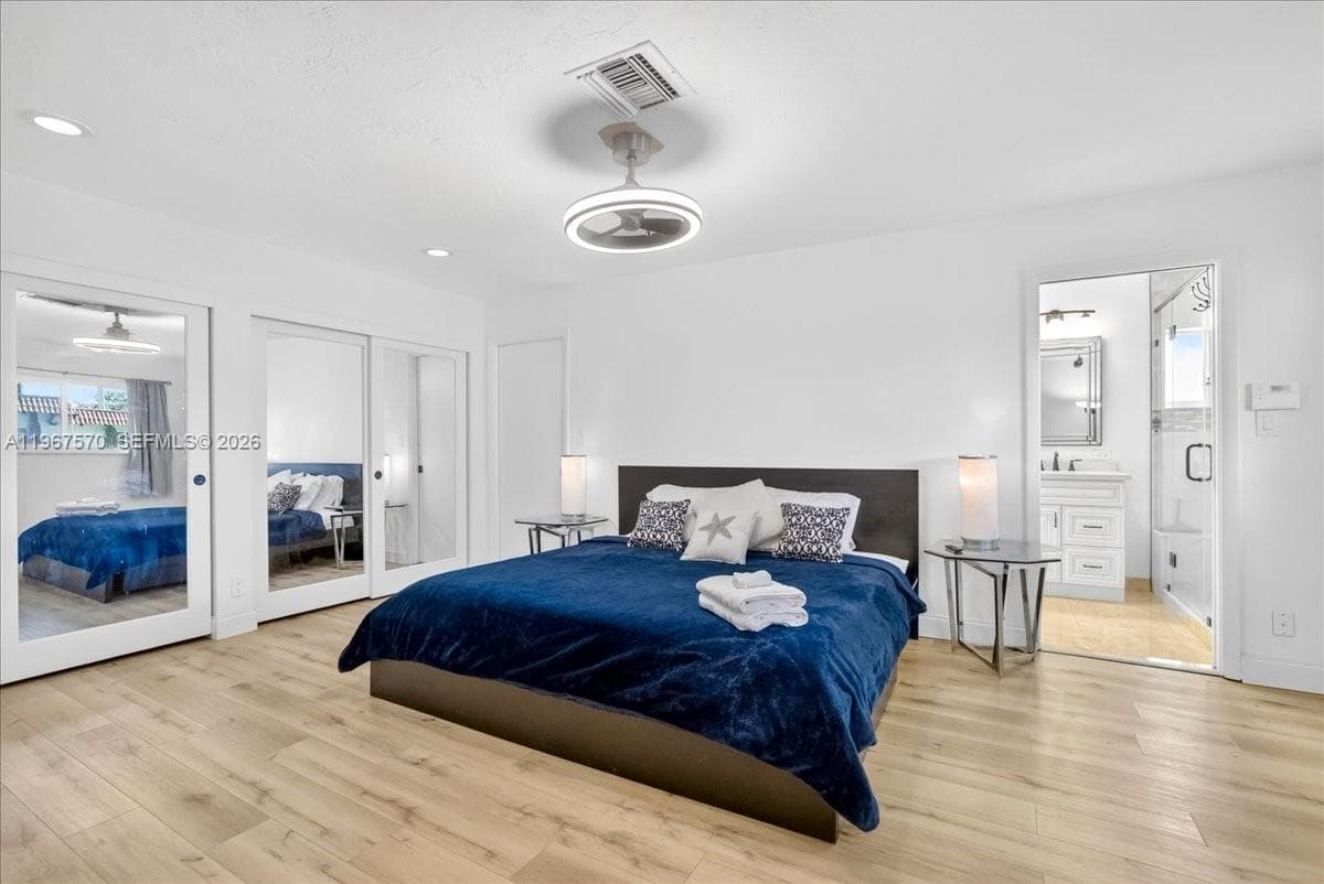 3211 Calle Largo Dr, Hollywood, FL 33021