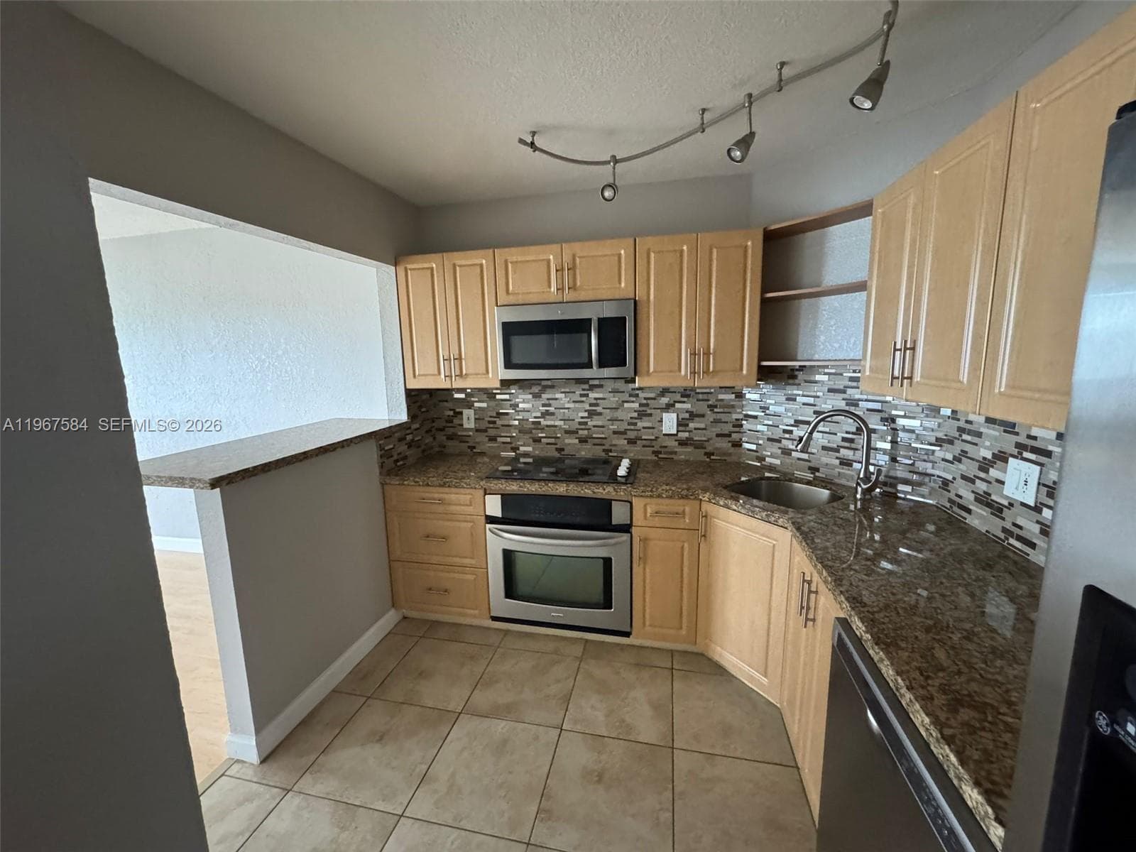 3301 Spanish Moss Ter # 604, Lauderhill, FL 33319 — zdjęcie 4