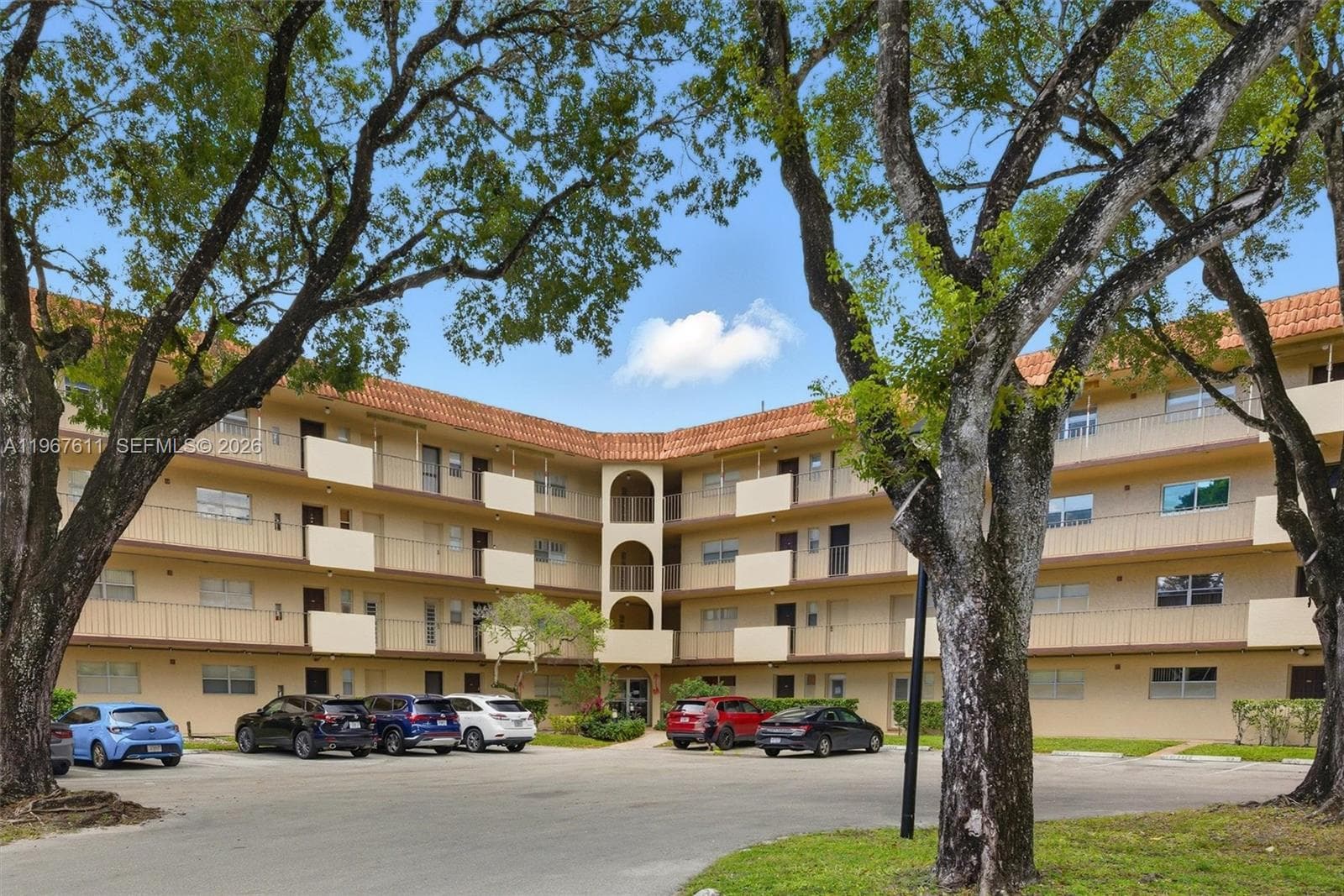 6300 S Falls Cir Dr # 212, Lauderhill, FL 33319 — zdjęcie 5