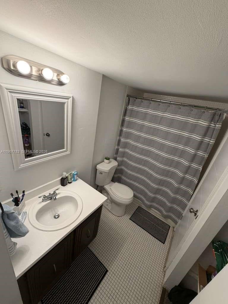 488 NW 165th St Rd # B-614, Miami, FL 33169 — zdjęcie 4