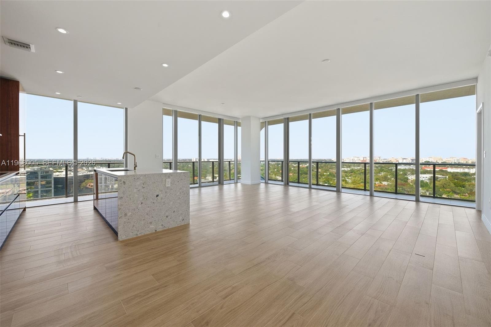 2678 Tigertail Ave # 1501, Miami, FL 33133 — zdjęcie 2