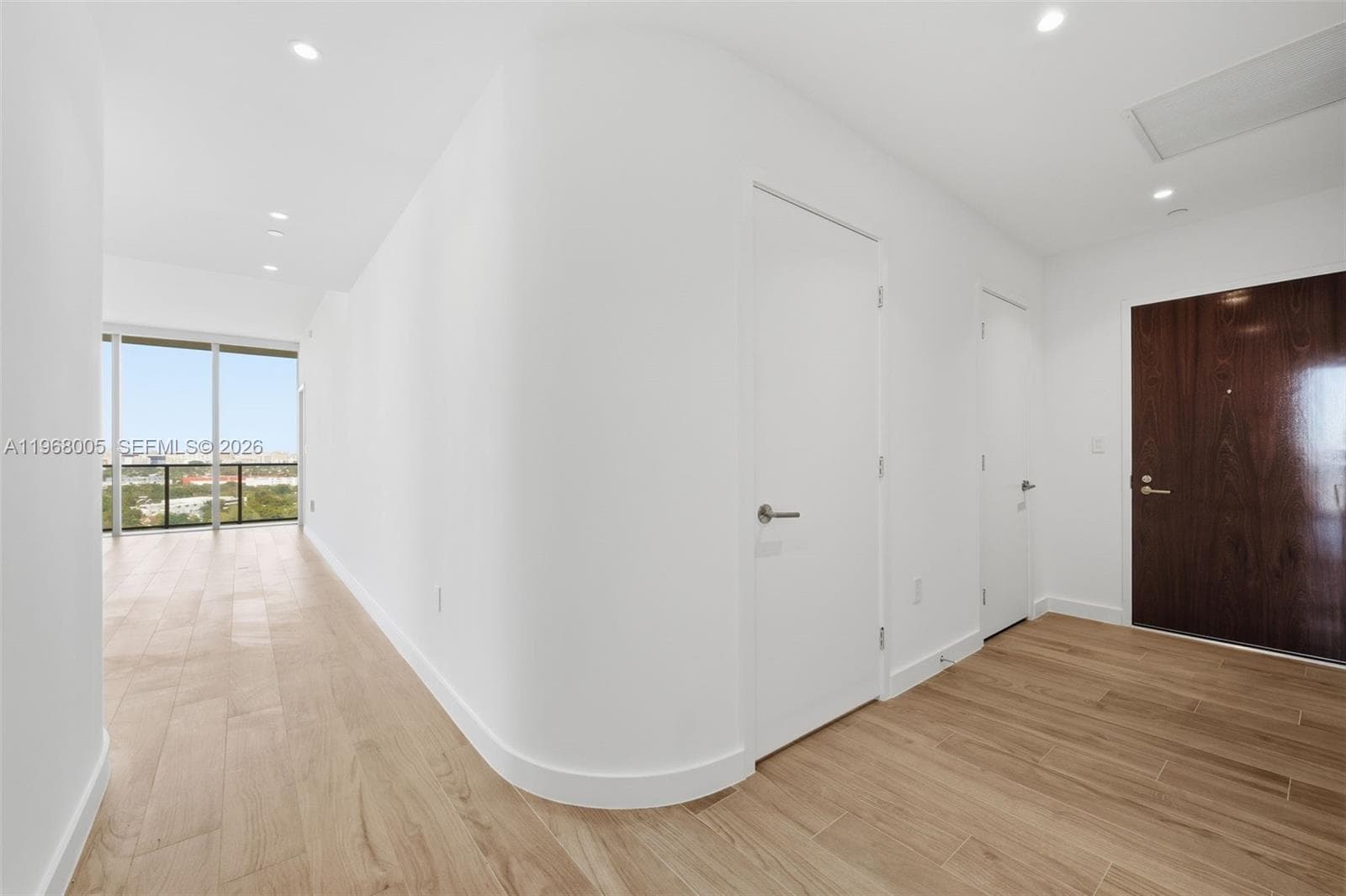 2678 Tigertail Ave # 1501, Miami, FL 33133 — zdjęcie 3