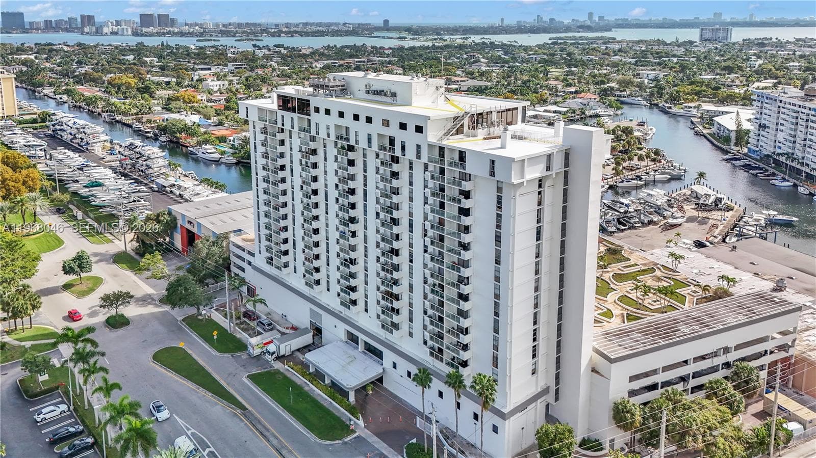 13499 Biscayne Blvd # CUT2, North Miami, FL 33181