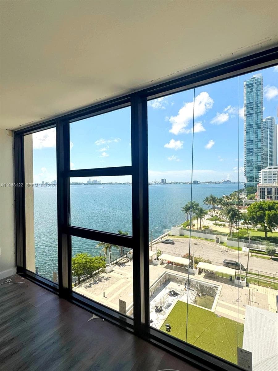 600 NE 36th St # 820, Miami, FL 33137 — zdjęcie 3