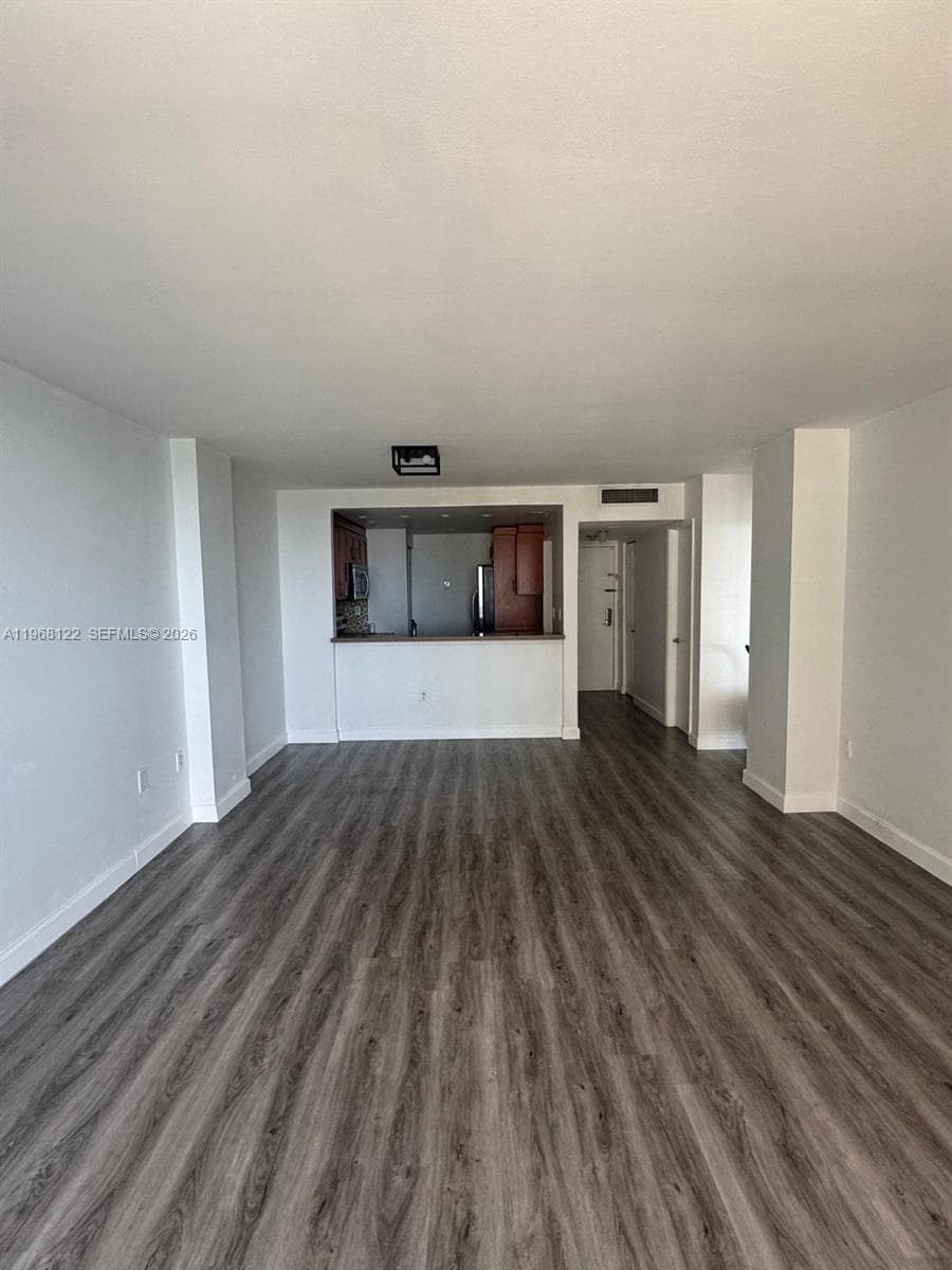 600 NE 36th St # 820, Miami, FL 33137 — zdjęcie 5