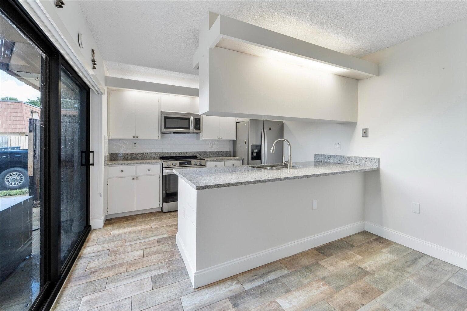 557 Green Springs Place, West Palm Beach, FL 33409 — zdjęcie 5