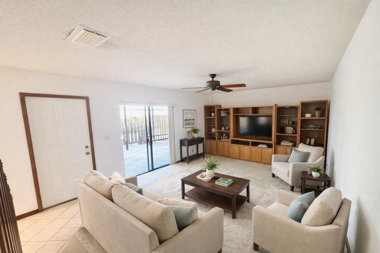 604 SE Castle Court # D, Port St. Lucie, FL 34952 — zdjęcie 2