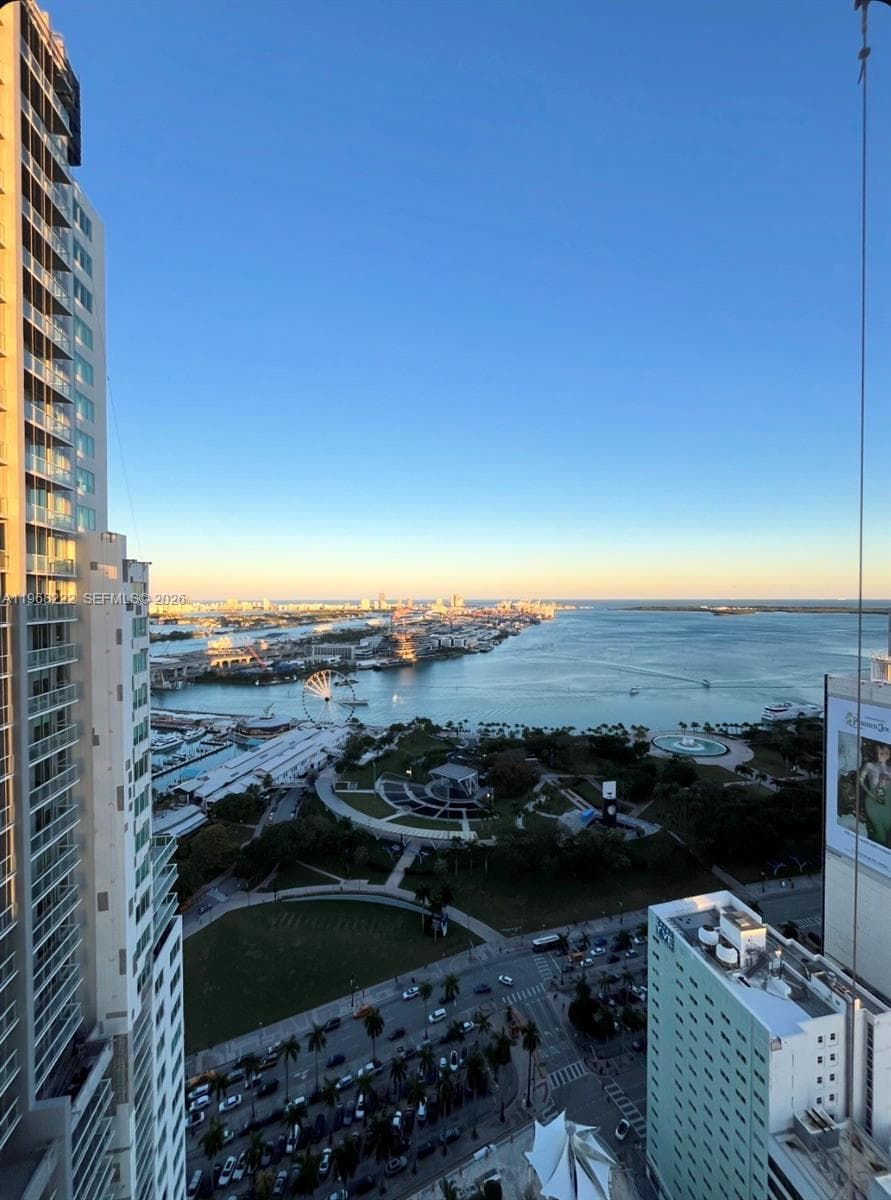 253 NE 2nd St # 3903, Miami, FL 33132 — zdjęcie 2