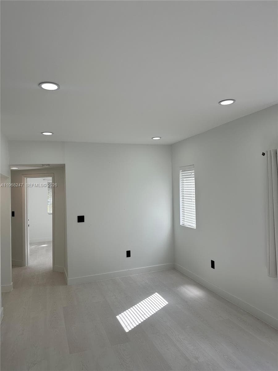 109 NW 6th Ave # 5, Miami, FL 33128 — zdjęcie 3