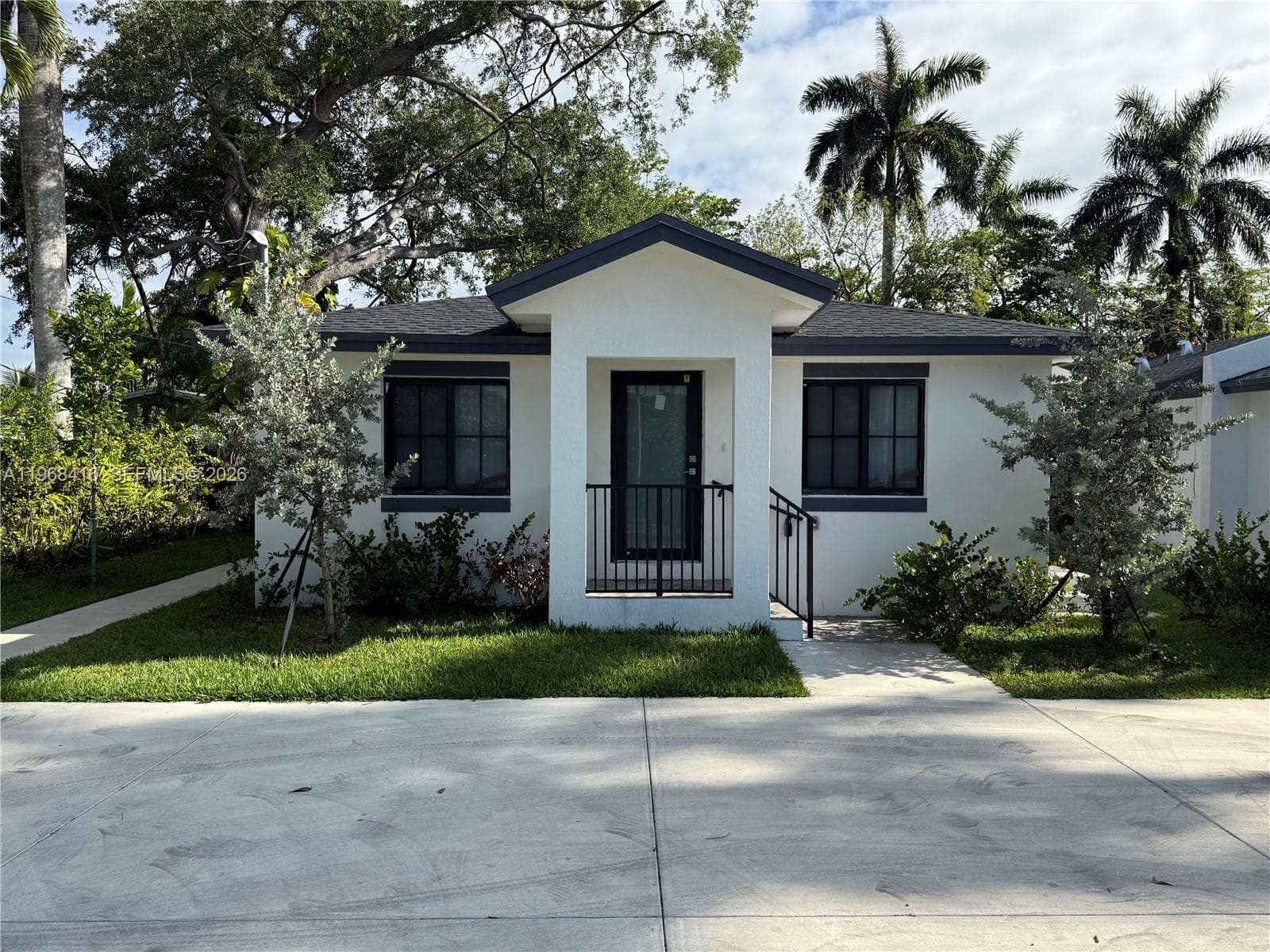 210 SW 3rd St, Florida City, FL 33034 — zdjęcie 2