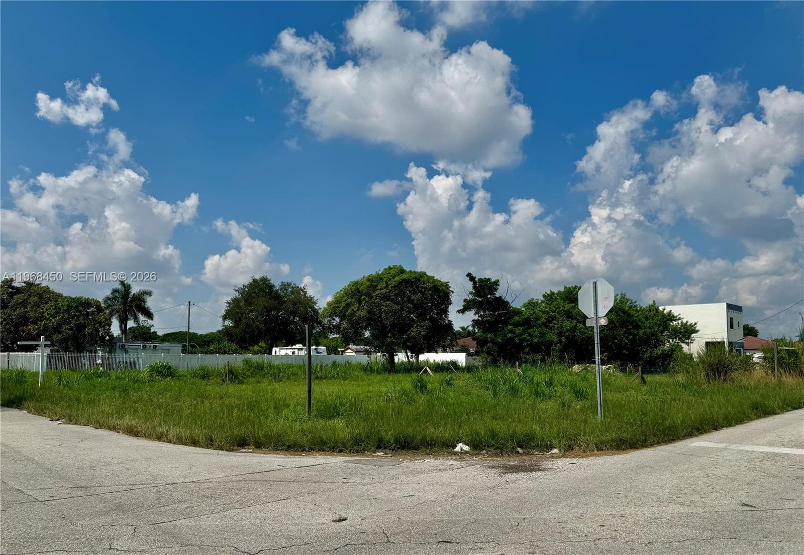 12208 SW 220 ST, Miami, FL 33170 — zdjęcie 4