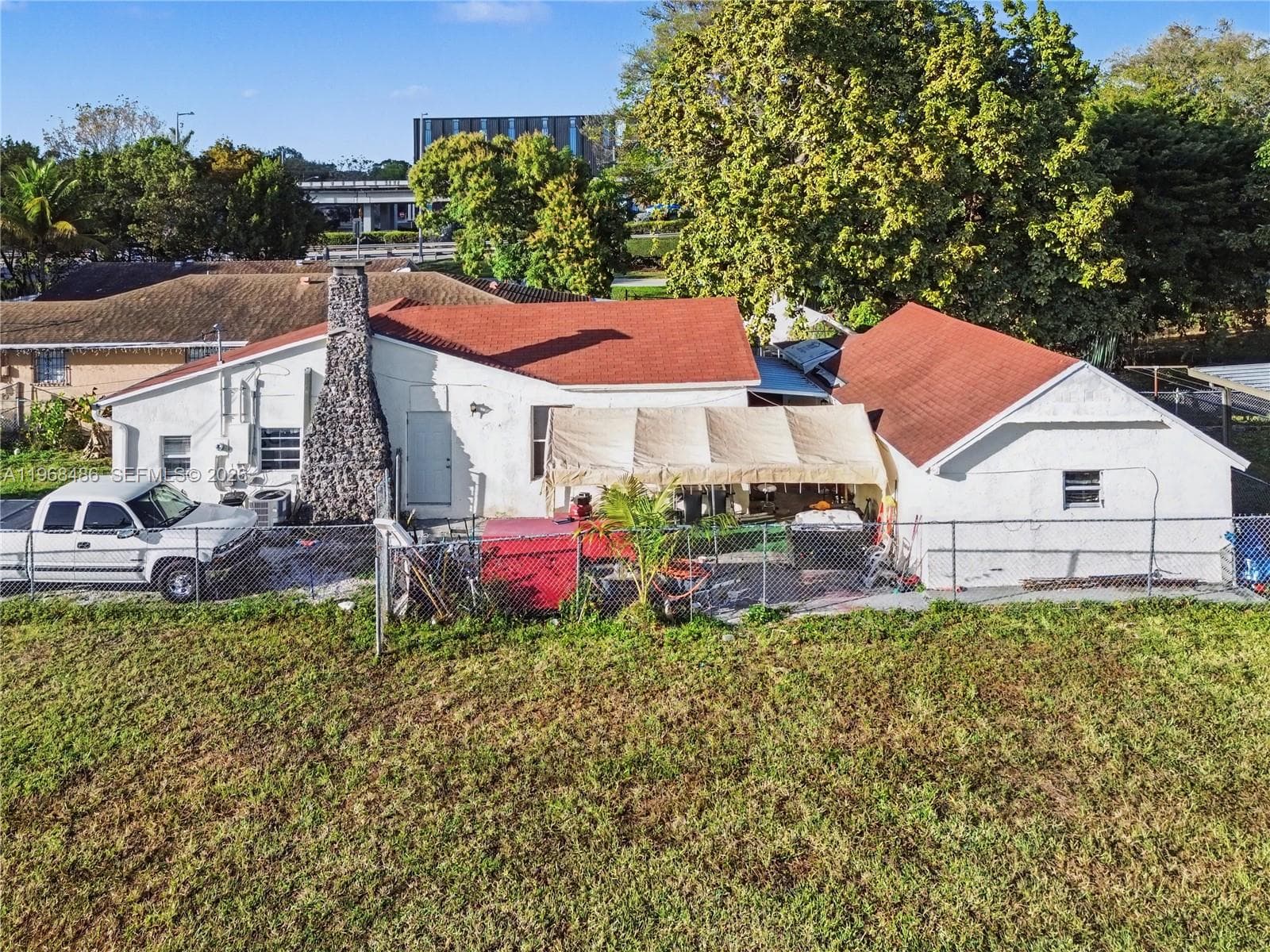 3801 NW 23rd Ave, Miami, FL 33142 — zdjęcie 5