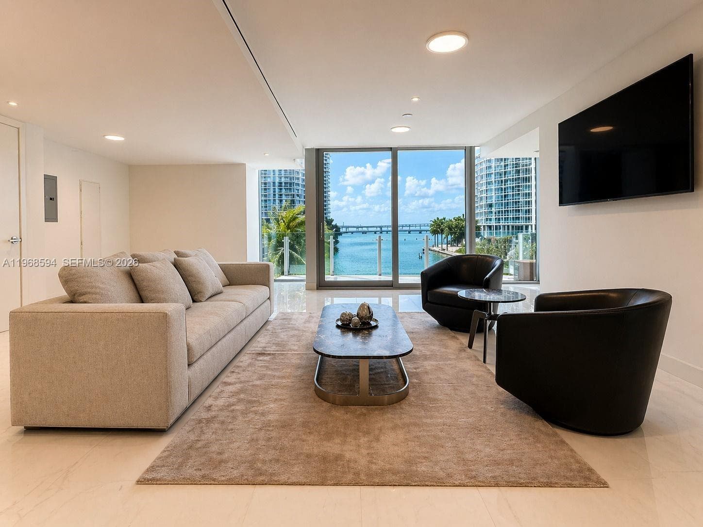 300 Biscayne Blvd Way # 303, Miami, FL 33131