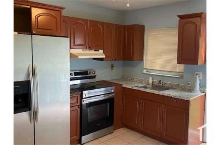 3370 NW 8th Place, Lauderhill, FL 33311 — zdjęcie 3