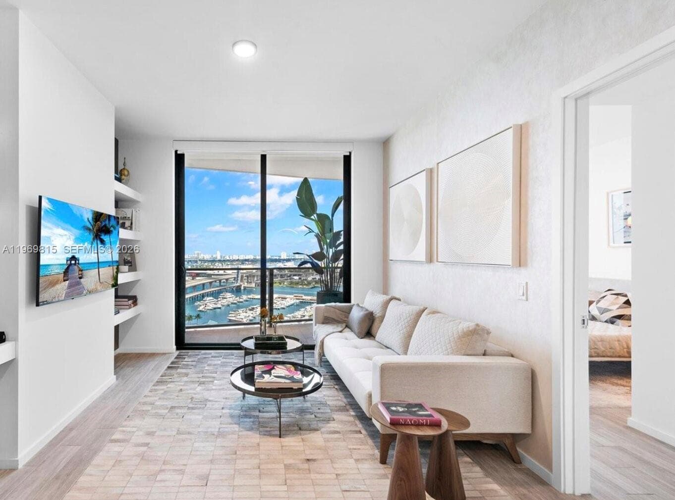 398 NE 5th St # 3811, Miami, FL 33132 — zdjęcie 2