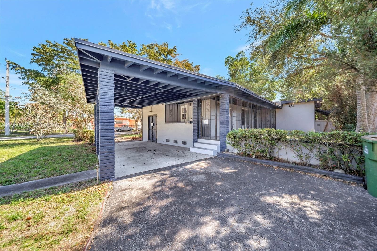 890 NE 138th St, North Miami, FL 33161 — zdjęcie 2