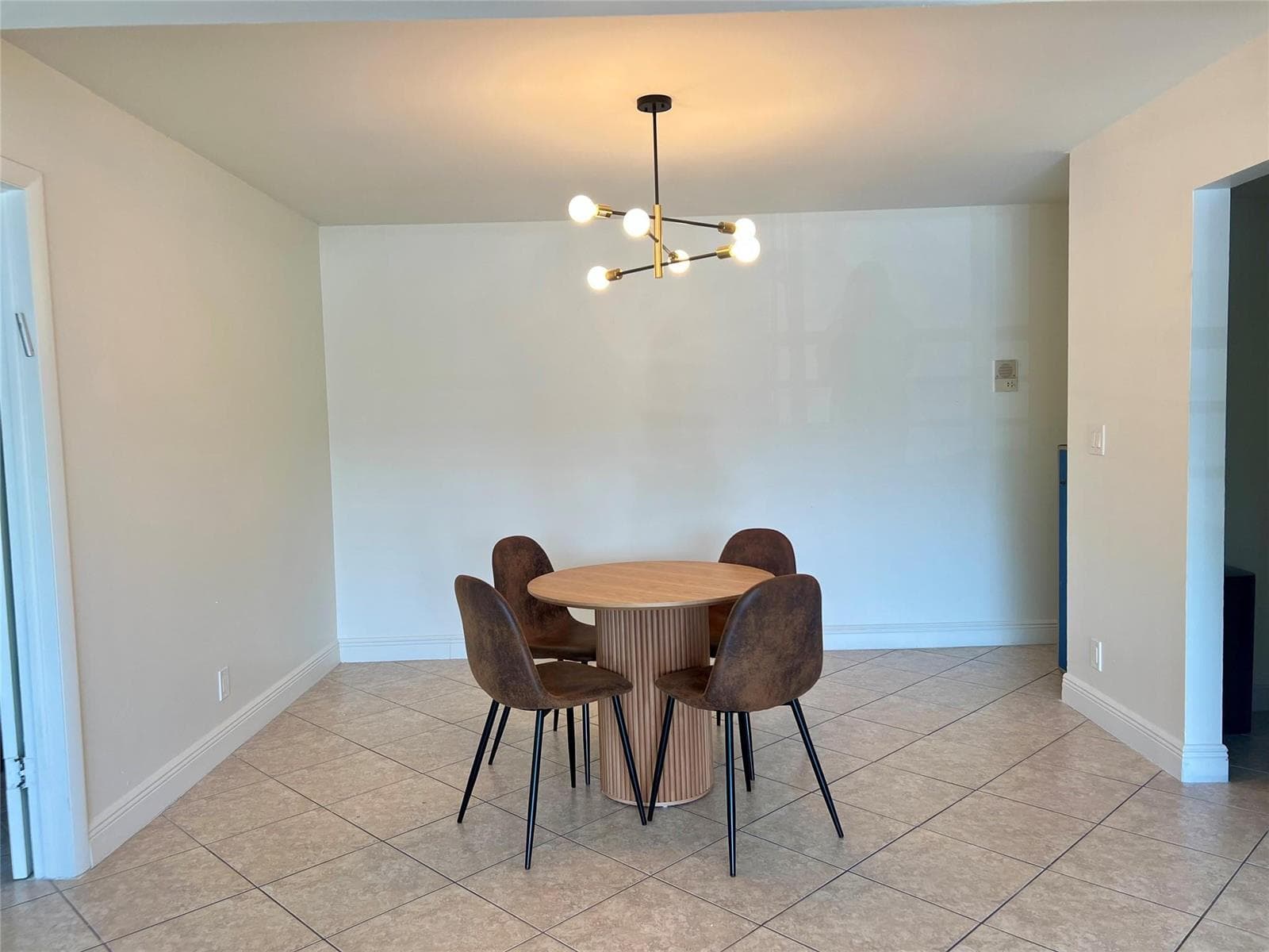 4000 N Hills Drive # 28, Hollywood, FL 33021 — zdjęcie 4