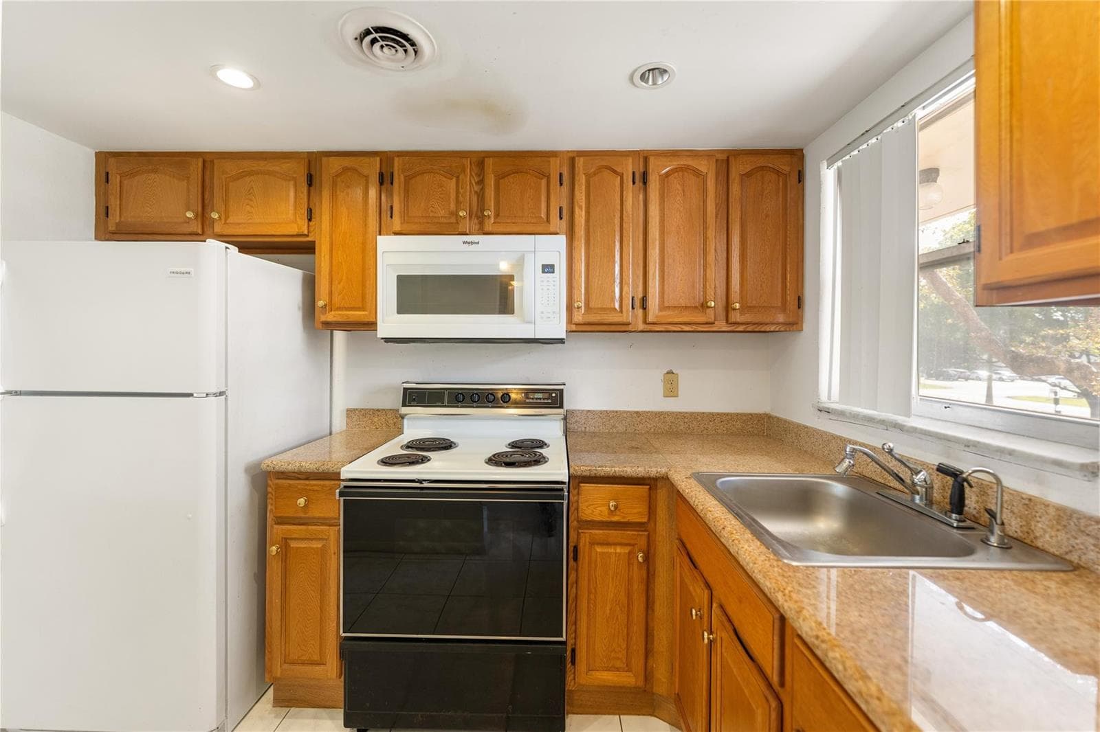 8081 N Sunrise Lakes Drive # 203, Sunrise, FL 33322 — zdjęcie 4