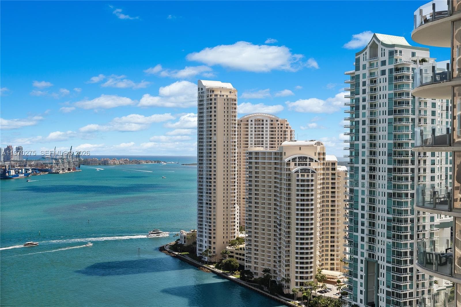 300 S Biscayne Blvd # T-2602, Miami, FL 33131