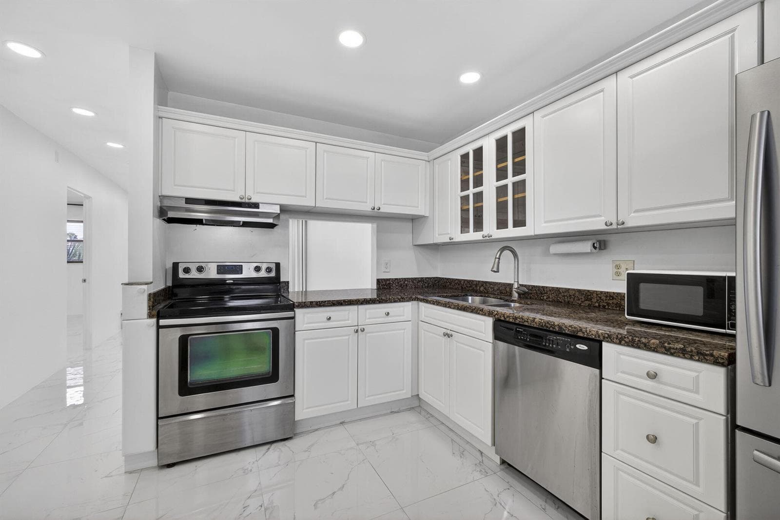 105 Lake Irene Drive, West Palm Beach, FL 33411 — zdjęcie 5