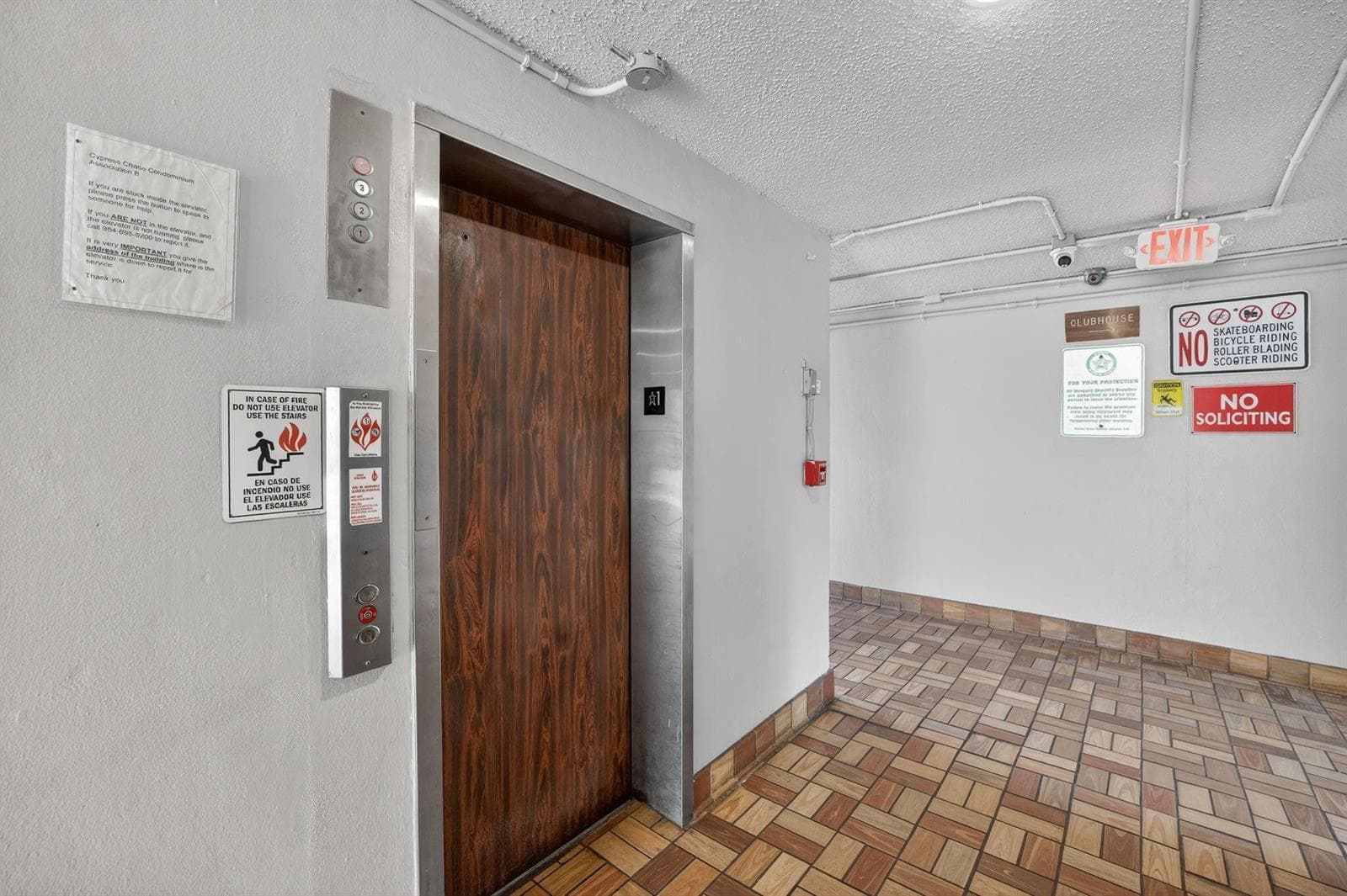 4898 NW 29th Court # 315, Lauderdale Lakes, FL 33313 — zdjęcie 4