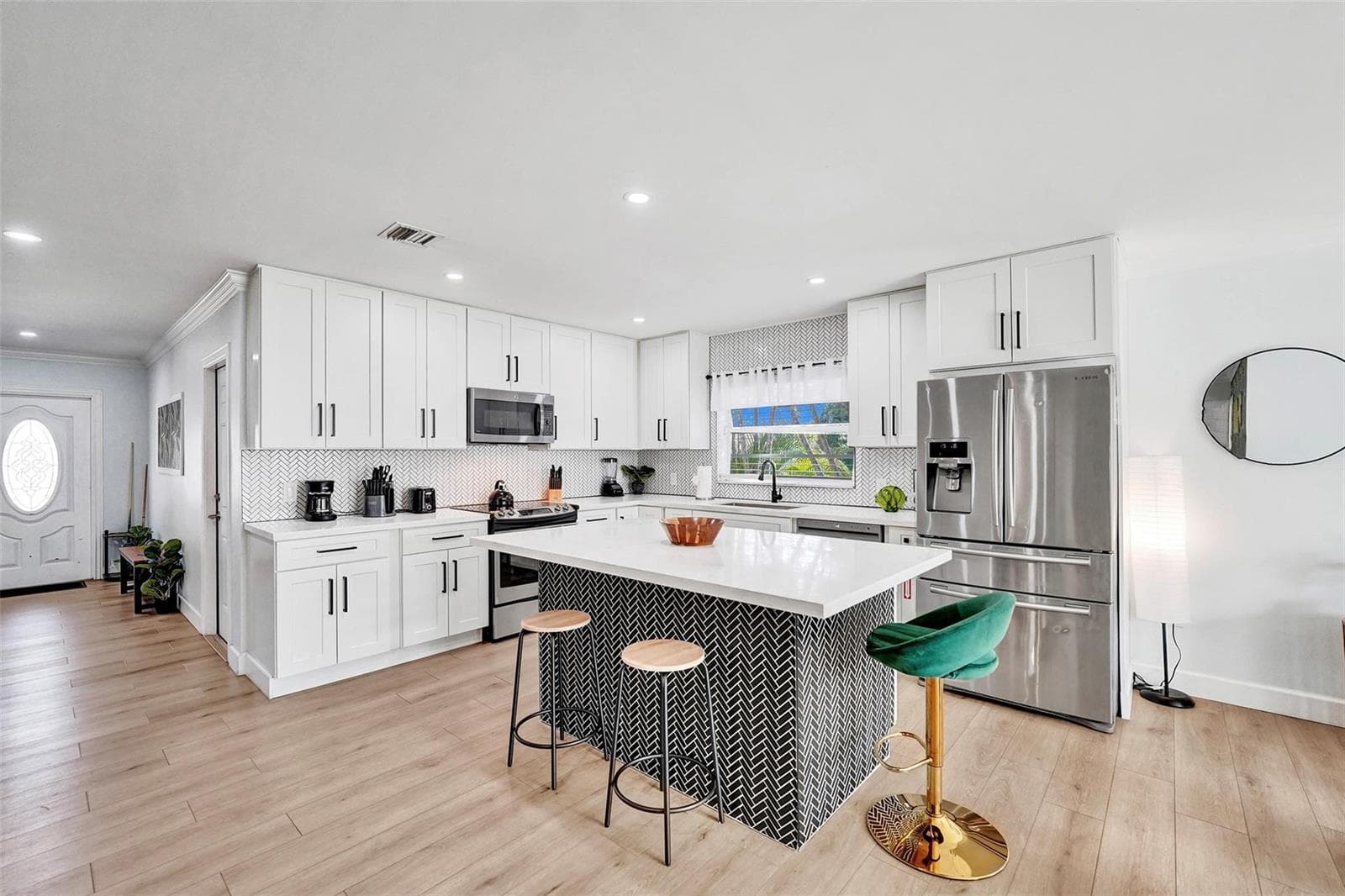 210 SE Park Street, Dania Beach, FL 33004 — zdjęcie 2