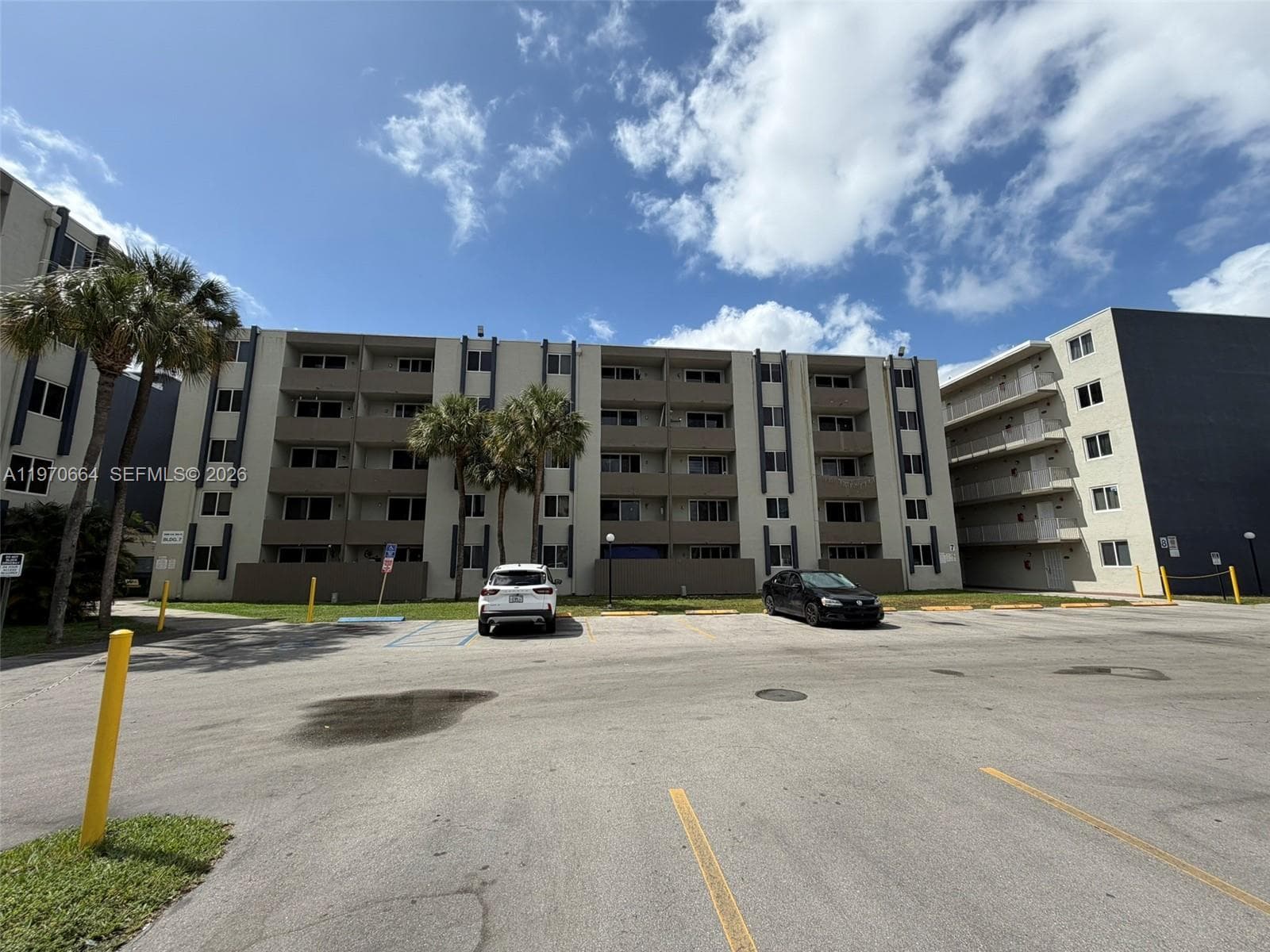 10090 NW 80th Ct # 1206, Hialeah Gardens, FL 33016 — zdjęcie 2