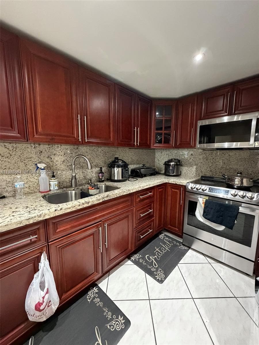 10090 NW 80th Ct # 1206, Hialeah Gardens, FL 33016 — zdjęcie 4