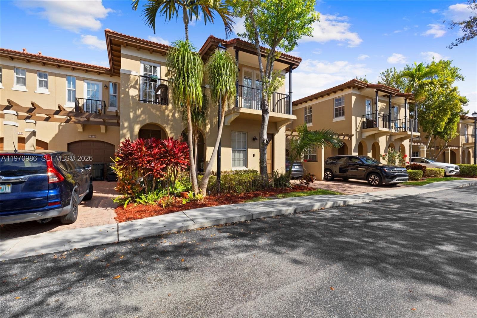 6959 Julia Gardens Dr, Coconut Creek, FL 33073 — zdjęcie 4