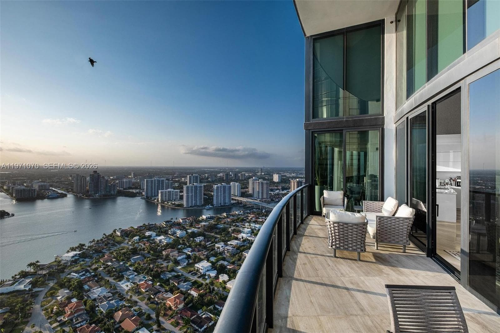 18555 Collins Ave # 5003, Sunny Isles Beach, FL 33160 — zdjęcie 5