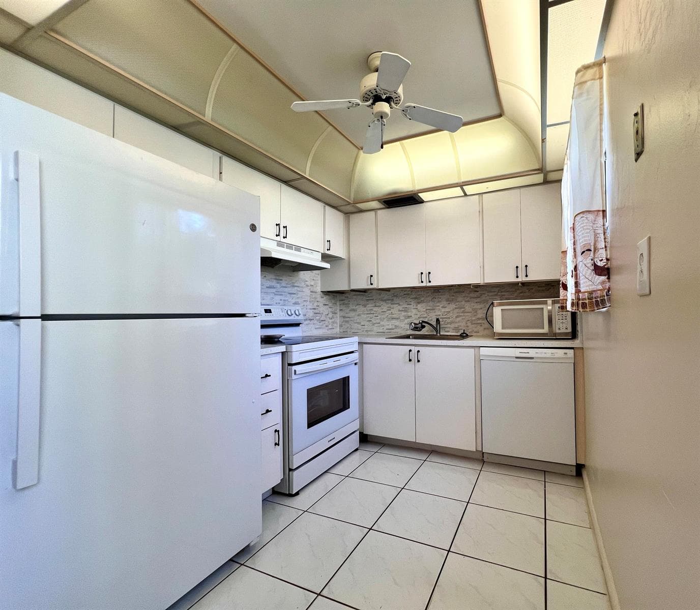 76 Sheffield D, West Palm Beach, FL 33417 — zdjęcie 4