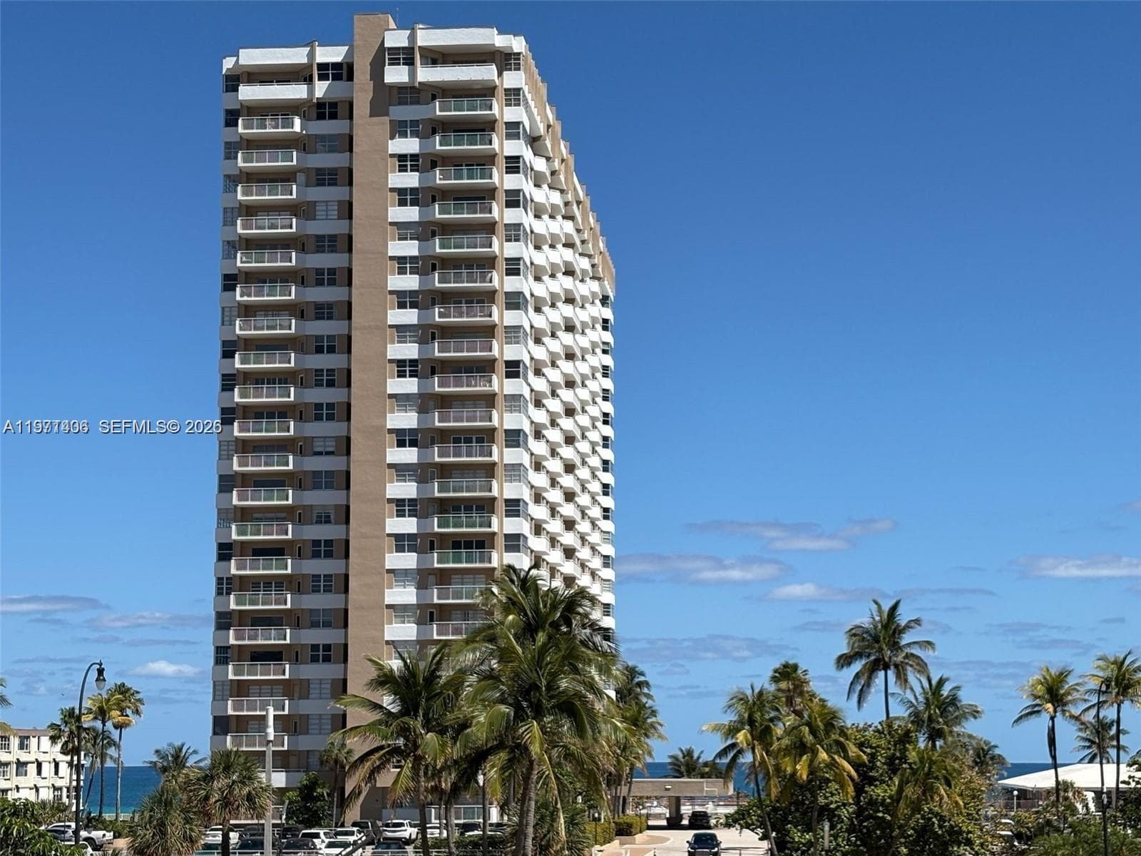 1965 S Ocean Dr # 2F, Hallandale Beach, FL 33009 — zdjęcie 2