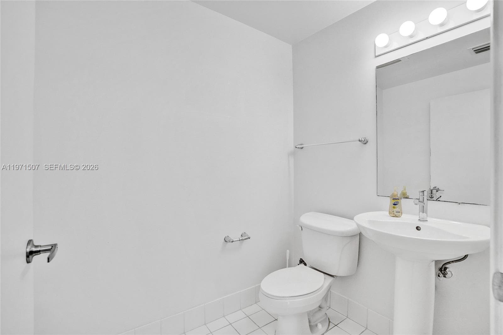 601 NE 36th St # 1908, Miami, FL 33137 — zdjęcie 4