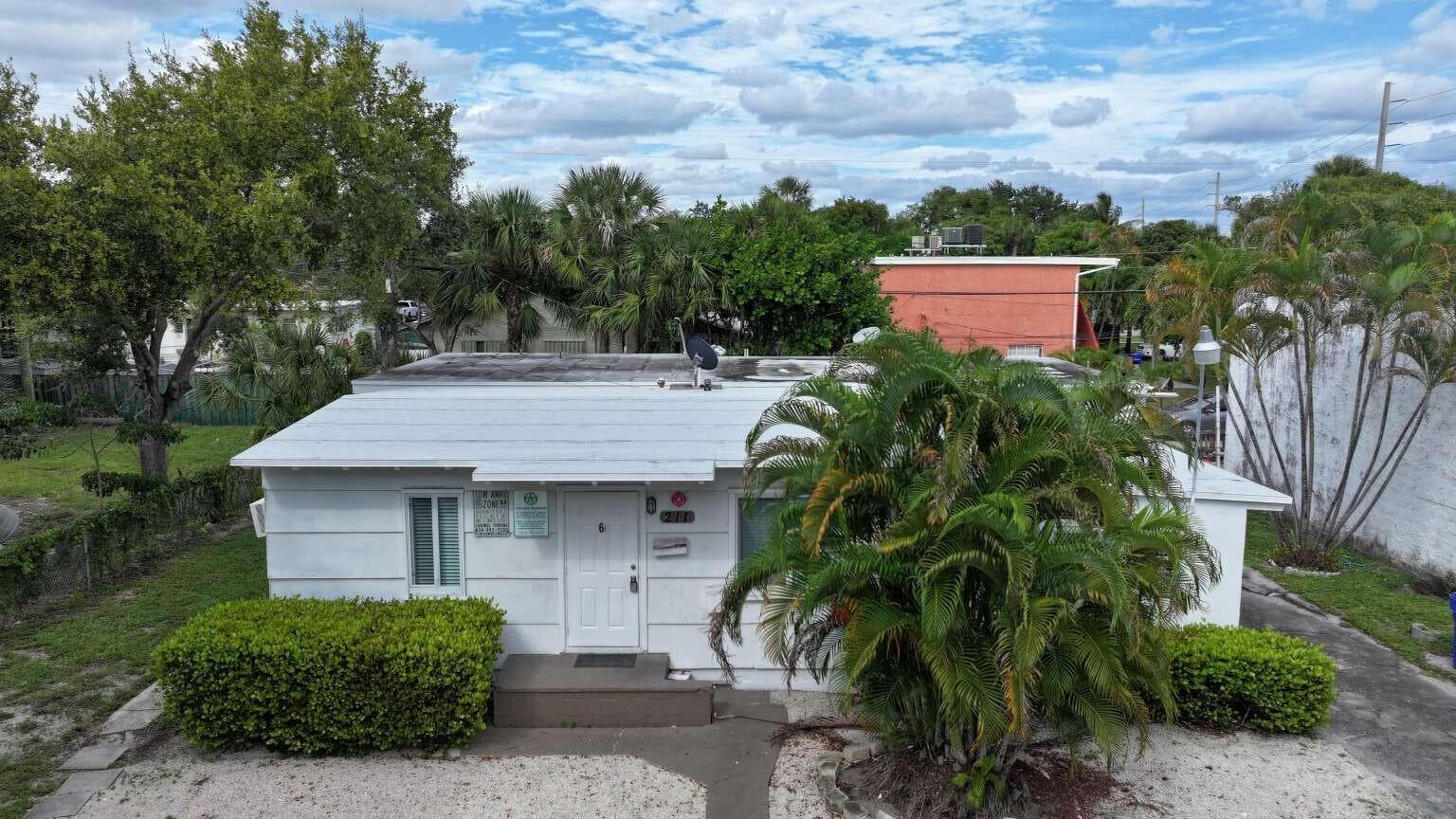 211 SW 2nd Court, Pompano Beach, FL 33060 — zdjęcie 3