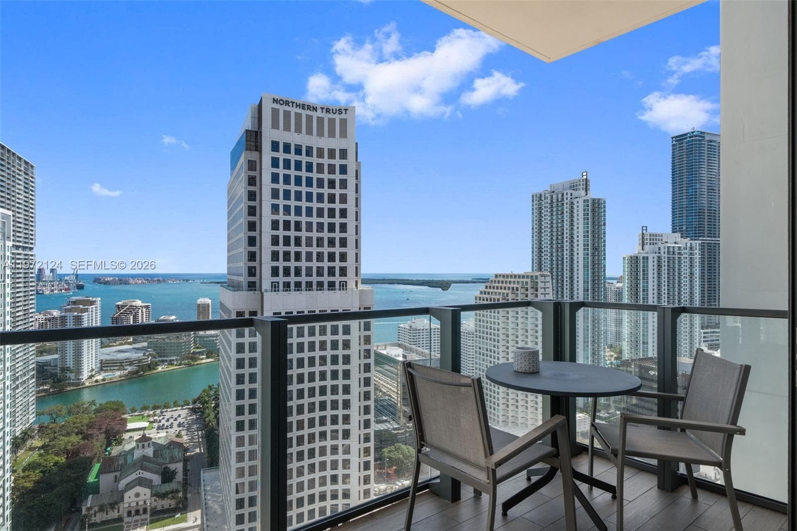 68 SE 6th St # 3209, Miami, FL 33131