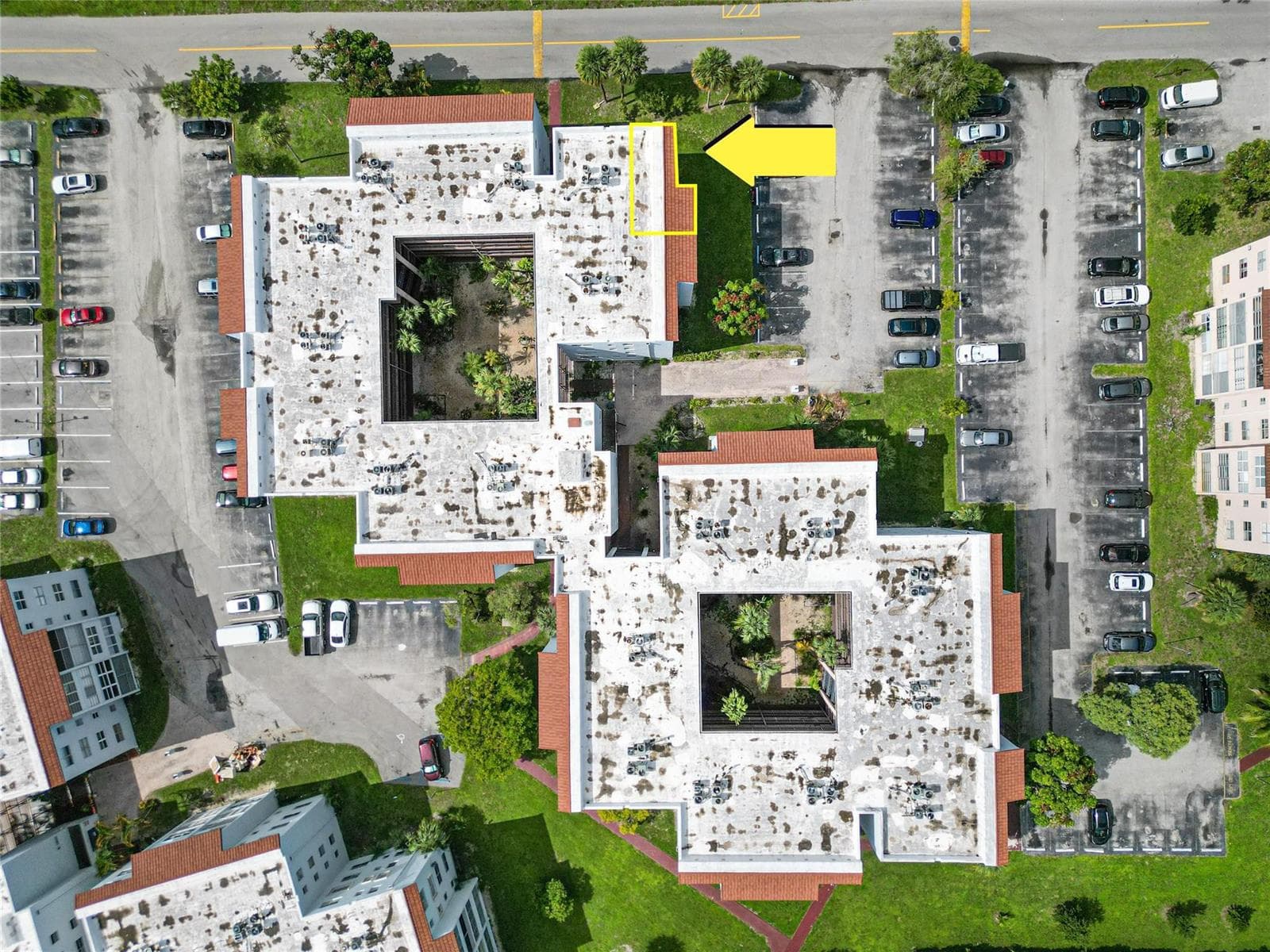 2850 Somerset Drive # 307L, Lauderdale Lakes, FL 33311 — zdjęcie 2