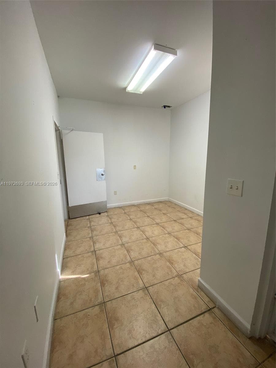 2431 W 80th St # 5-C, Hialeah, FL 33016 — zdjęcie 5