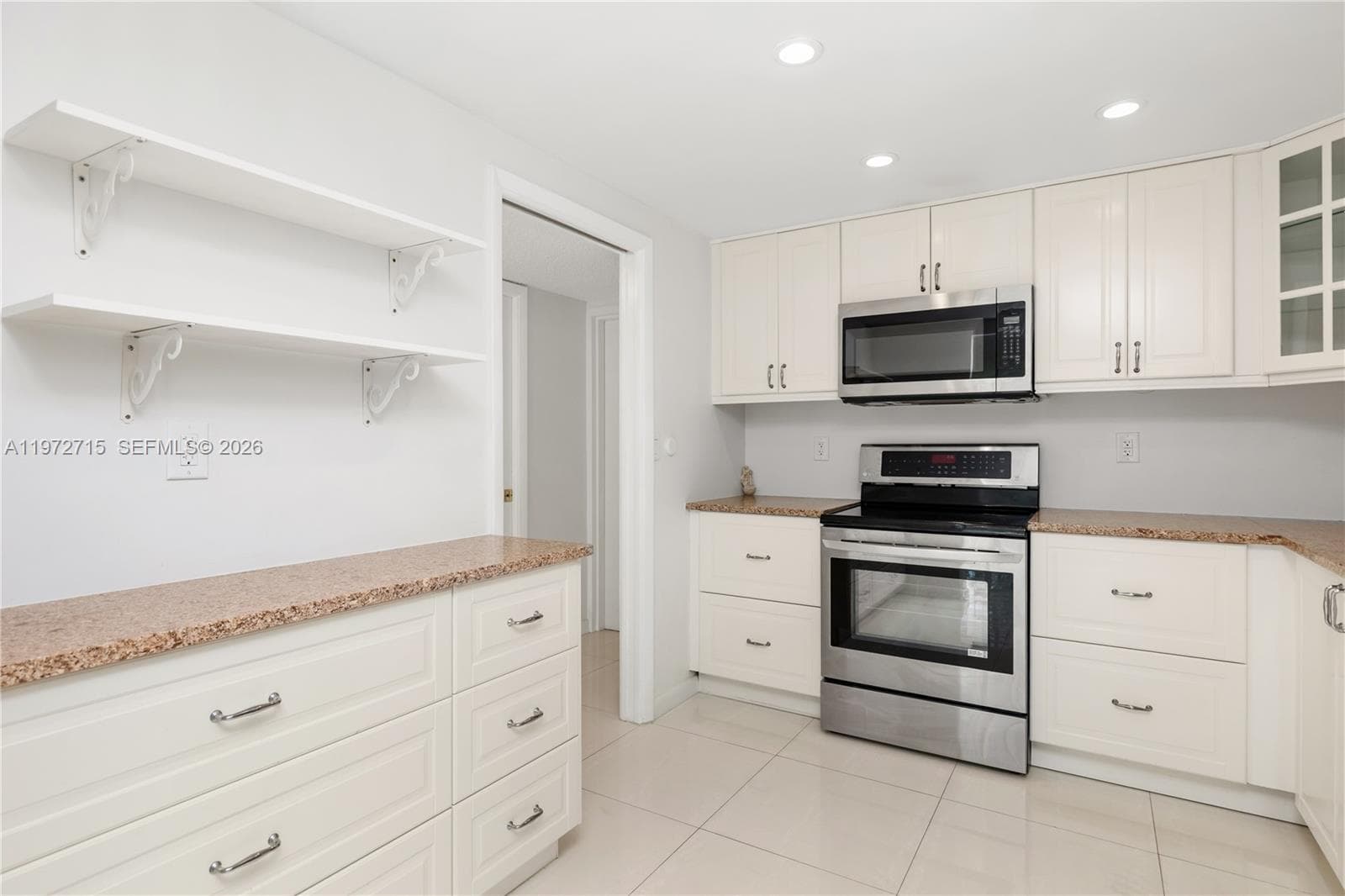 210 Sea View Dr # 207, Key Biscayne, FL 33149 — zdjęcie 4