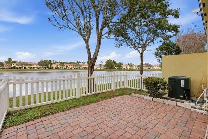 1218 Imperial Lake Road, West Palm Beach, FL 33413 — zdjęcie 4