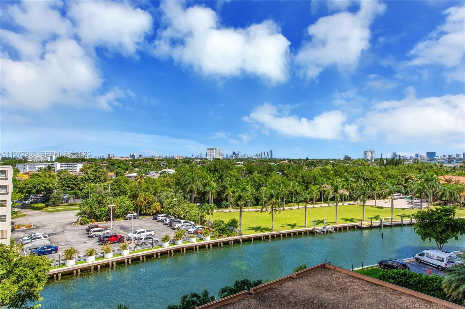1800 NE 114th St # 711, Miami, FL 33181 — zdjęcie 2