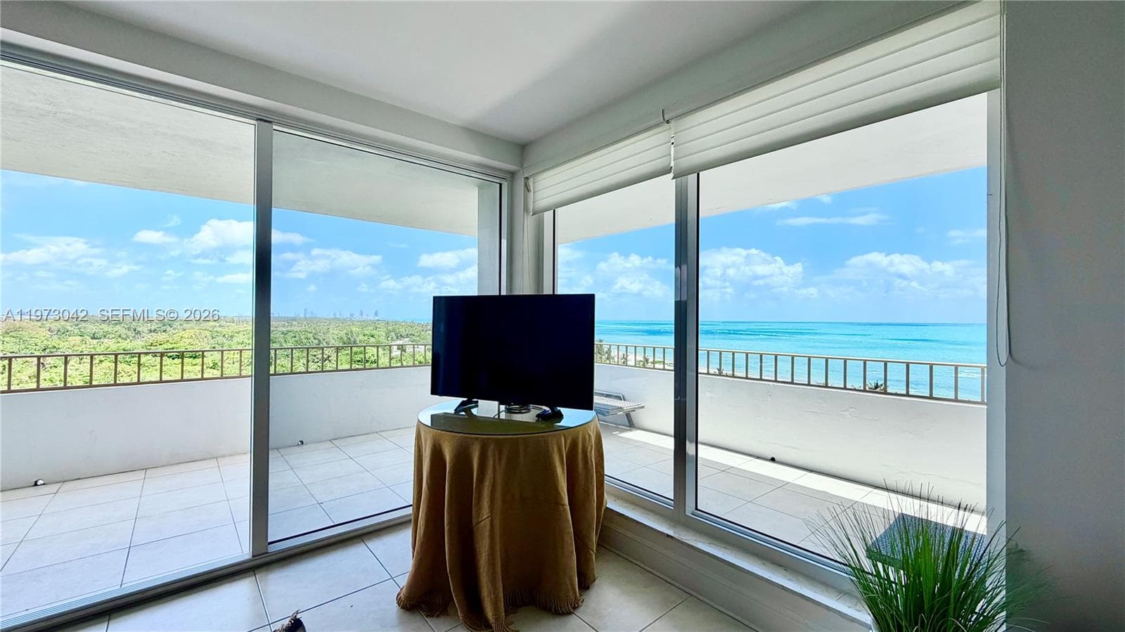 177 Ocean Lane Dr # 1008, Key Biscayne, FL 33149 — zdjęcie 2