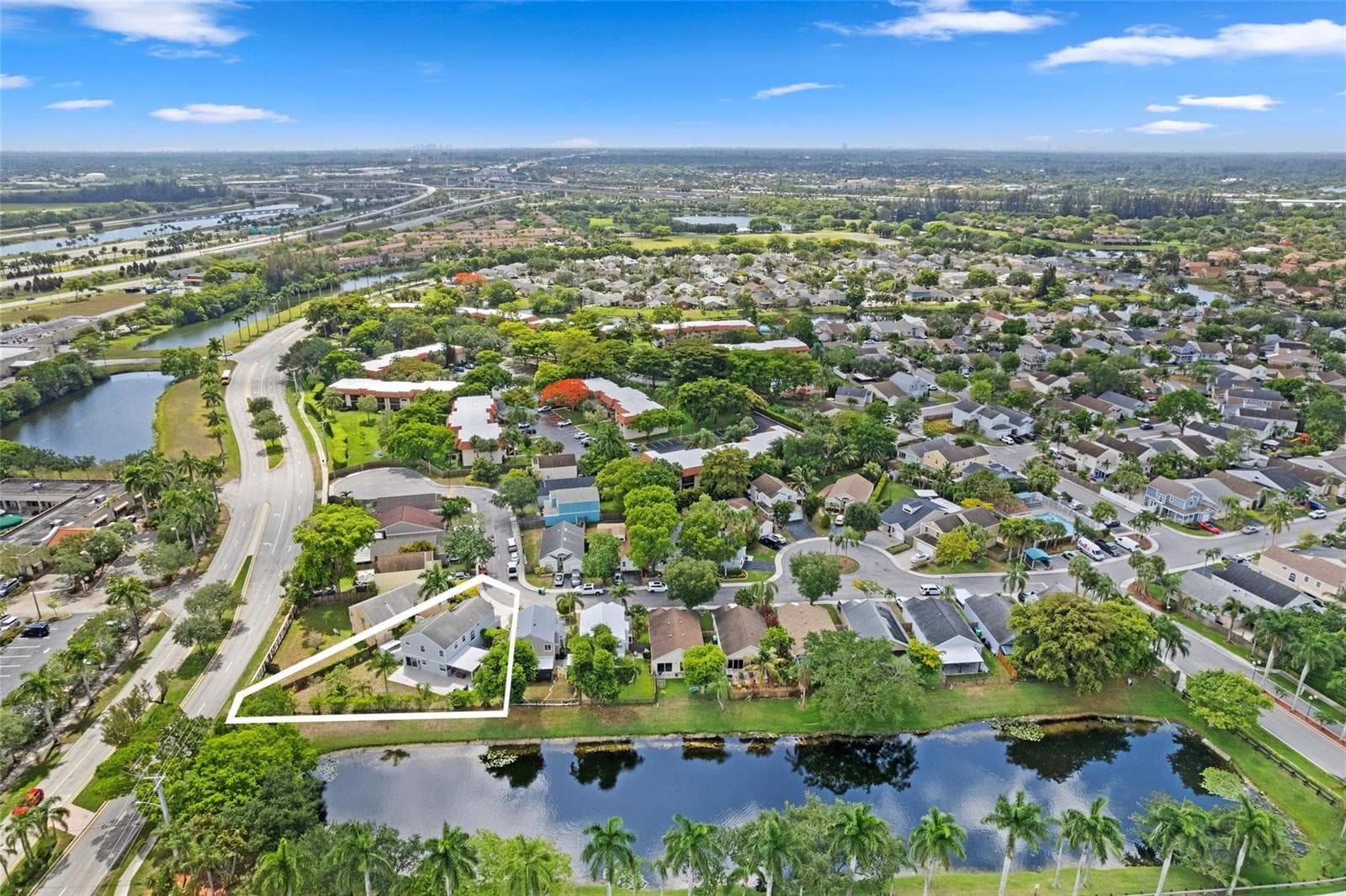 133 SW 159th Way, Sunrise, FL 33326 — zdjęcie 2