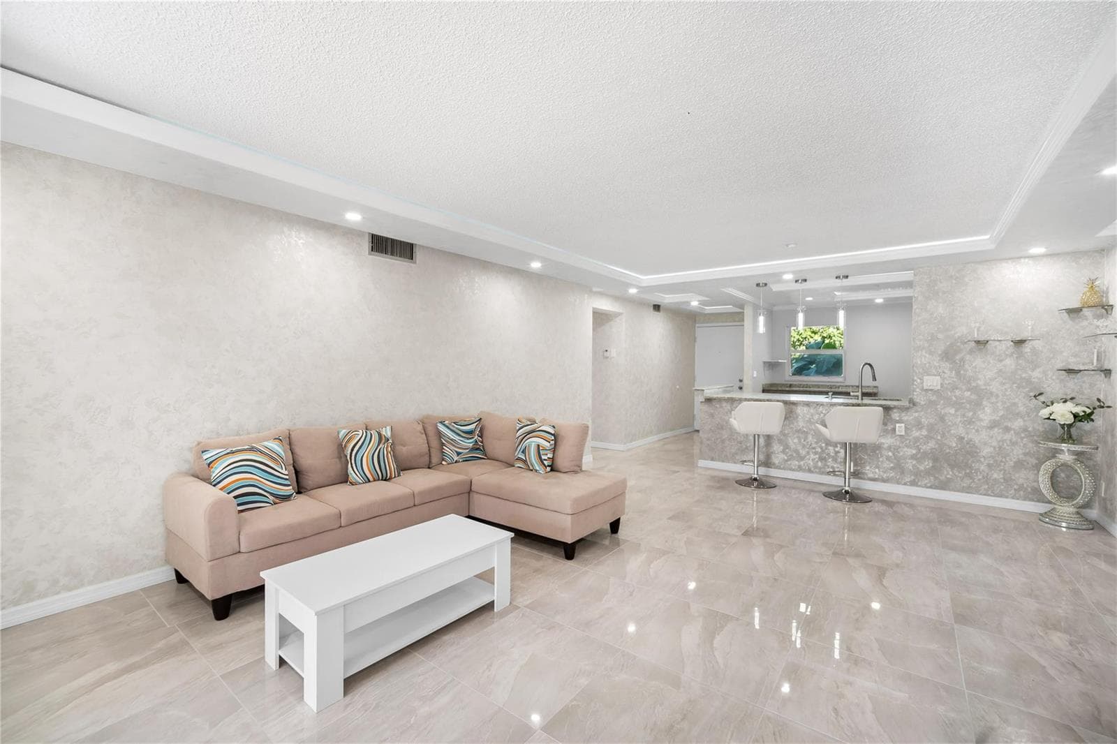 2615 NE 3rd Court # 220, Boynton Beach, FL 33435 — zdjęcie 2