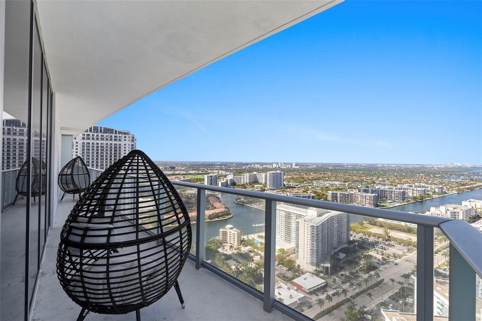 4111 S Ocean Drive # 3501,3502, Hollywood, FL 33019 — zdjęcie 2