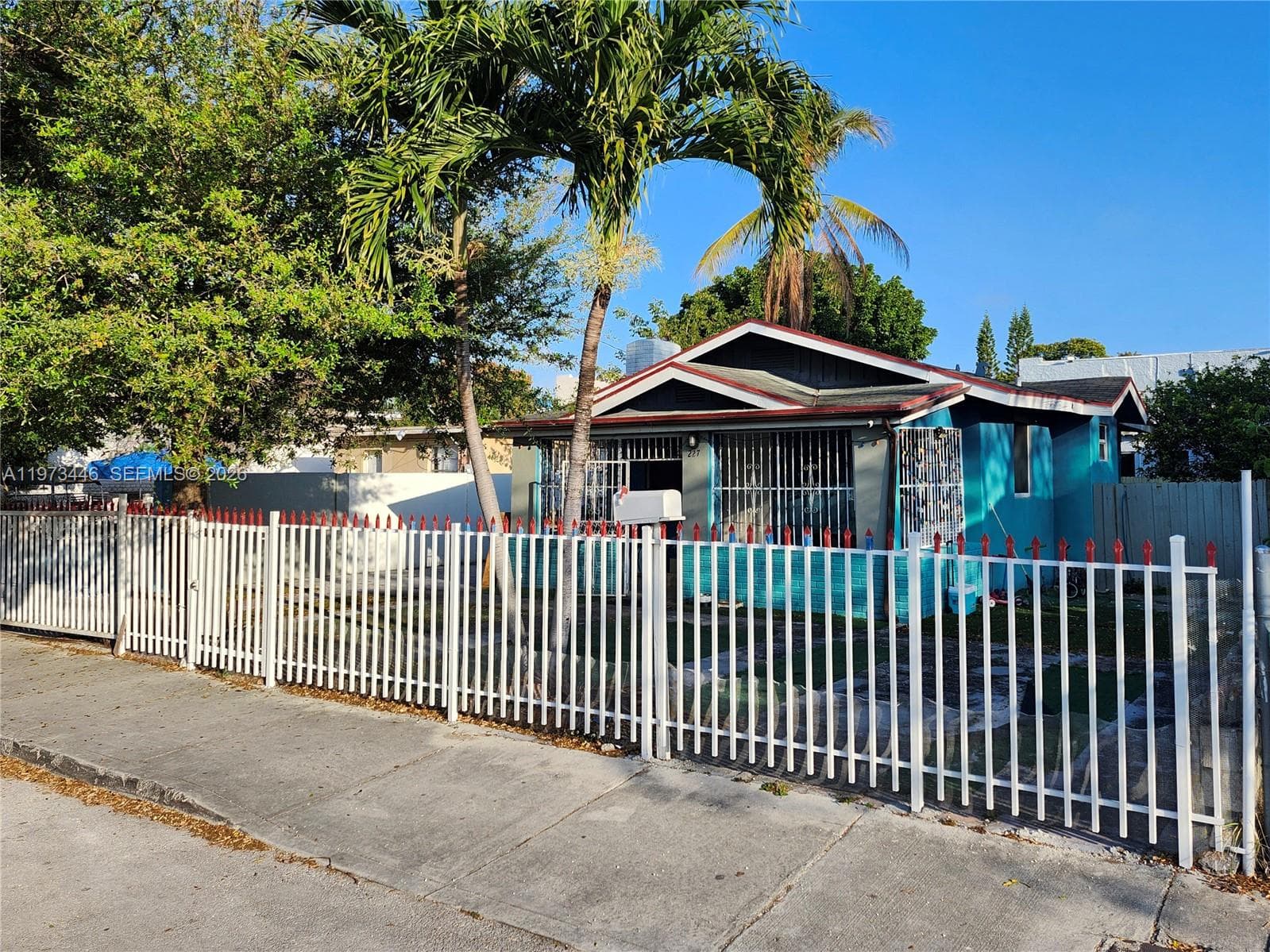 227 NW 33rd St, Miami, FL 33127 — zdjęcie 4