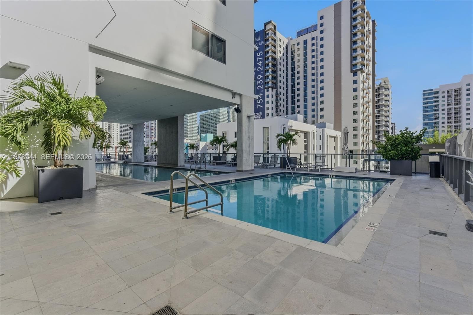 229 SW 9th St # 407, Miami, FL 33130 — zdjęcie 3