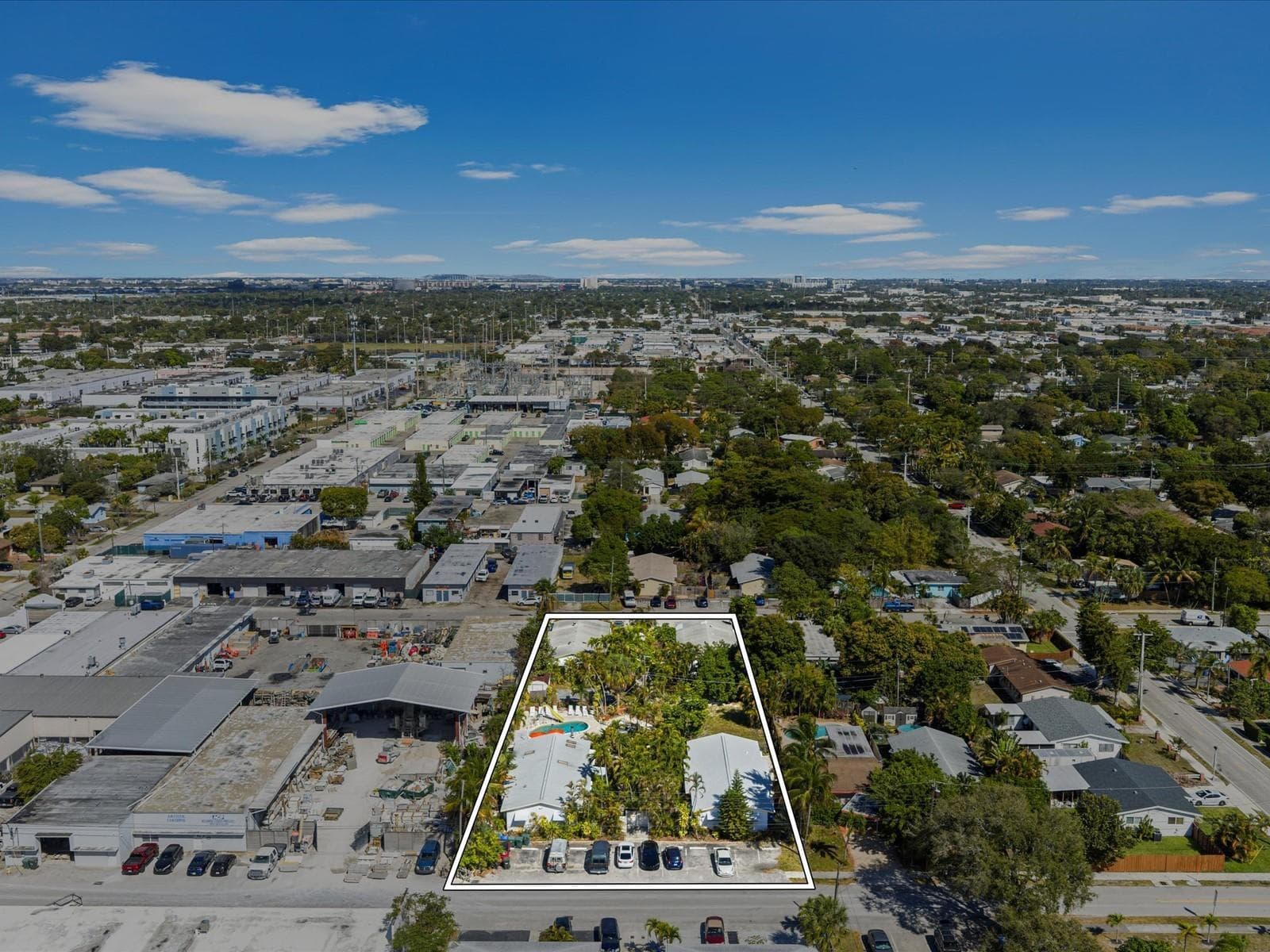 560-564 NE 34th Street, Oakland Park, FL 33334 — zdjęcie 3